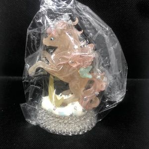 The Hamilton Collection Unicorn figurine.